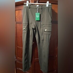 Halara cargo pants NWT MED